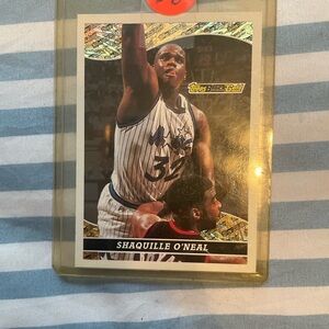 Topps Shaquille O'Neal Magic Card - Gold and Black